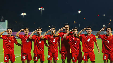 Chùm ảnh 'gà son' Văn Thuận giúp U23 Việt Nam tiến gần tấm vé vào tứ kết U23 châu Á 2026 